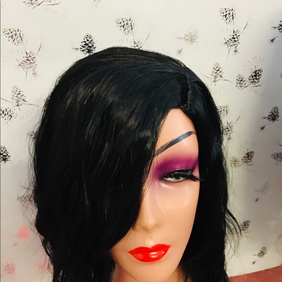 Wig Are Made Of Synthetic Hair Machine Made,  Wear It Middle Or Side - Picture 5 of 5